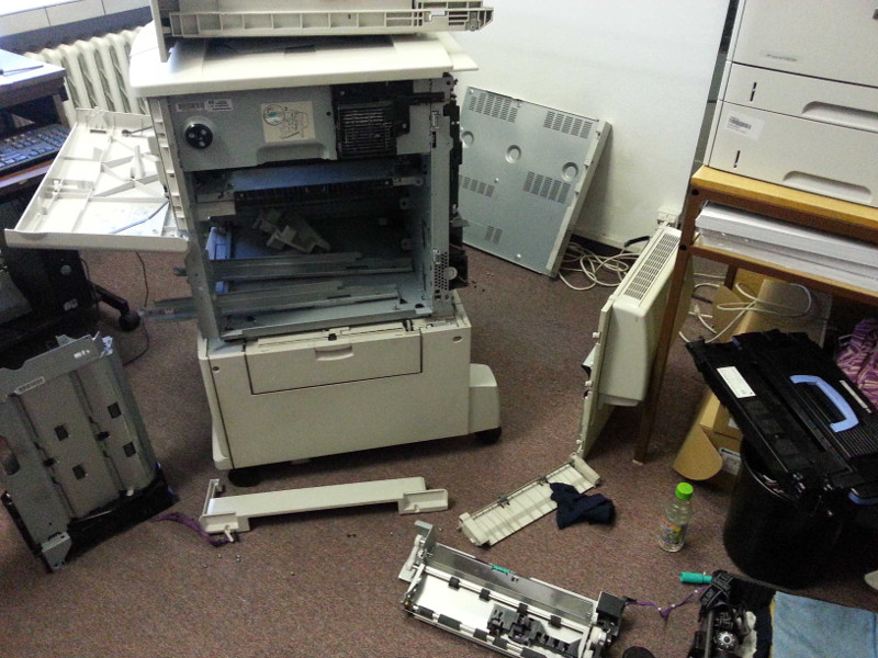 Oprava tiskárny HP LaserJet 9050