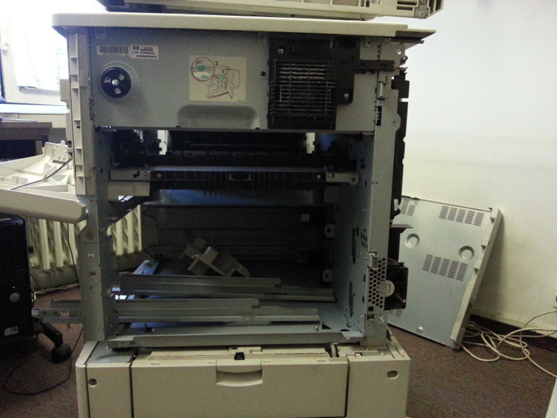 Oprava tiskárny HP LaserJet 9050